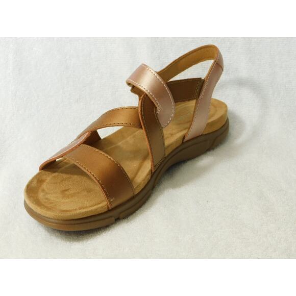 W643 Easy Spirit Medium Pink Minny Multi-Strap Sandals Size 8 M - Picture 2 of 5